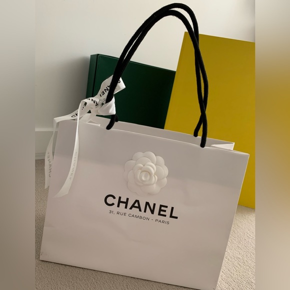 CHANEL shopping bag - NEW - Picture 2 of 4